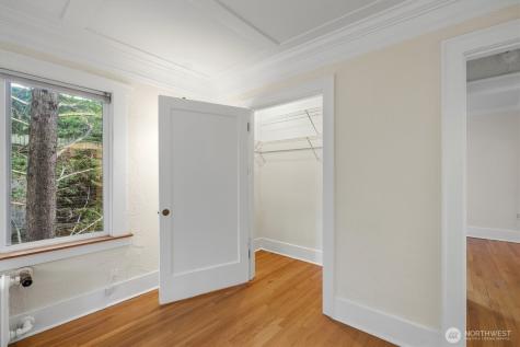 1640 18th Avenue Seattle WA 98122