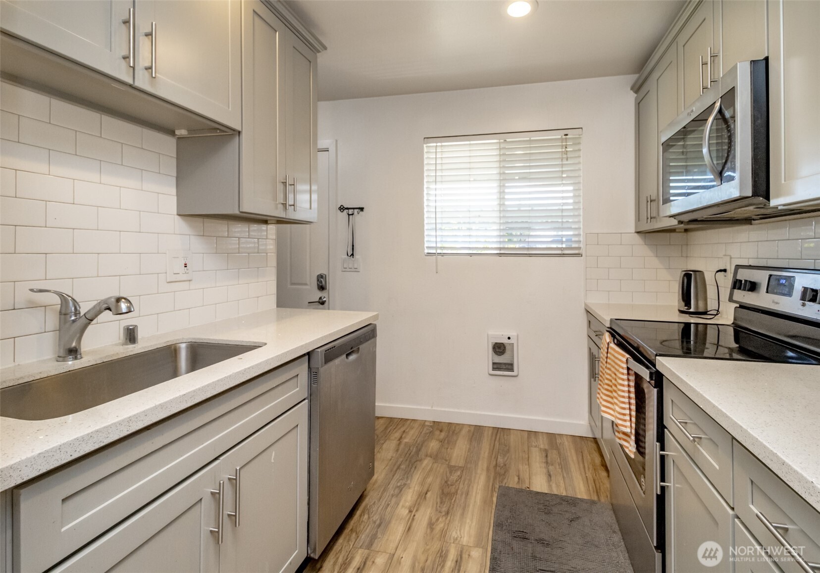 12416 SE 272nd Kent WA 98030