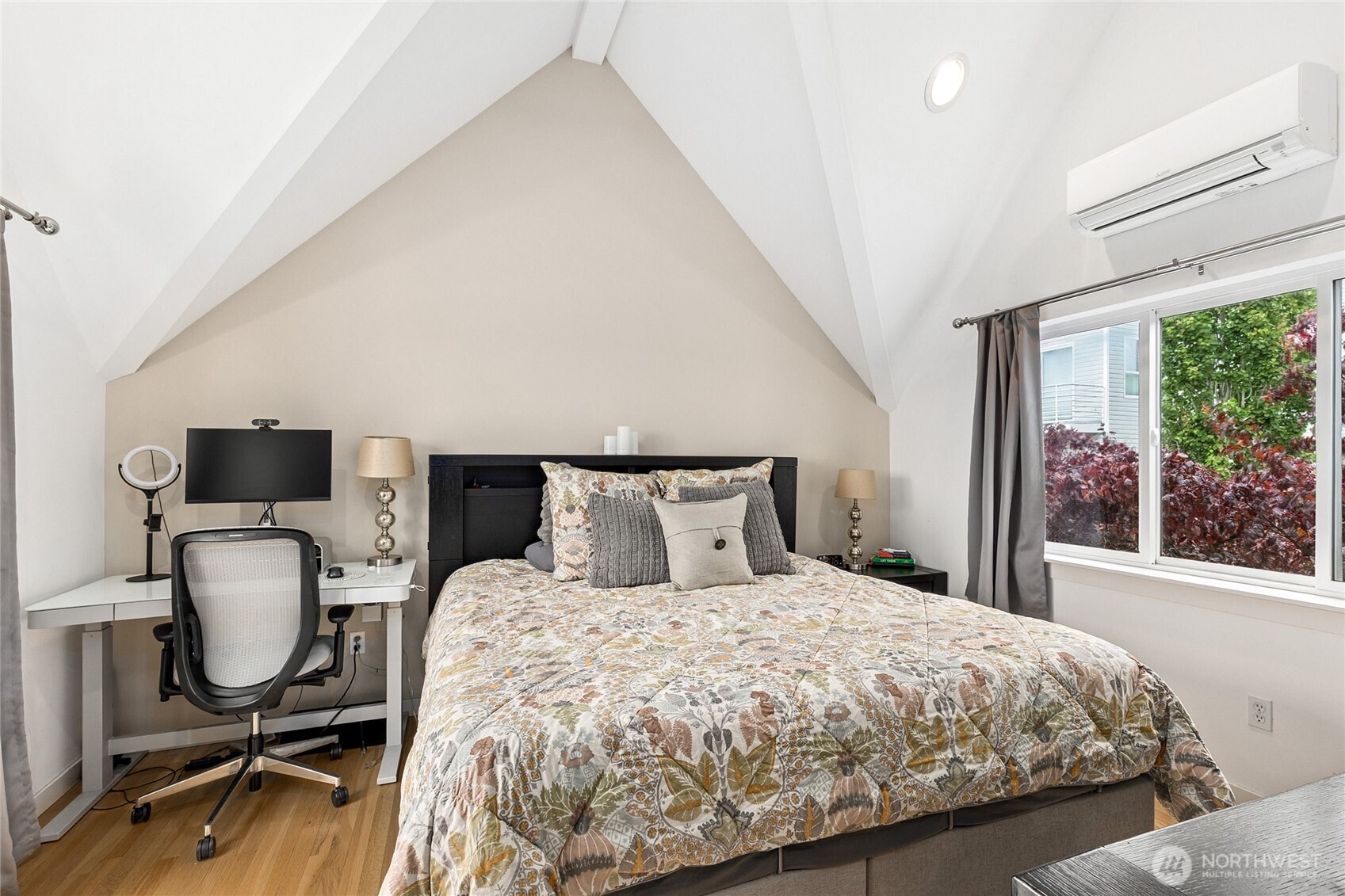 4318 Greenwood Avenue N Seattle WA 98103