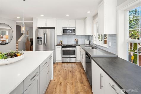 3046 128th Avenue SE Bellevue WA 98005