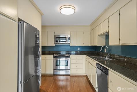 3717 Beach Drive SW Seattle WA 98116