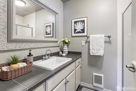 3717 Beach Drive SW Seattle WA 98116