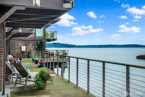 3717 Beach Drive SW Seattle WA 98116