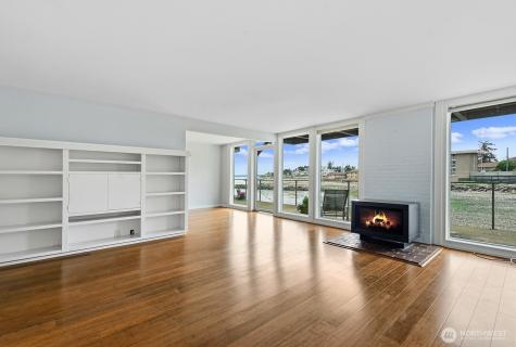 3717 Beach Drive SW Seattle WA 98116