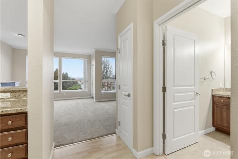 225 Logan Avenue S Renton WA 98057