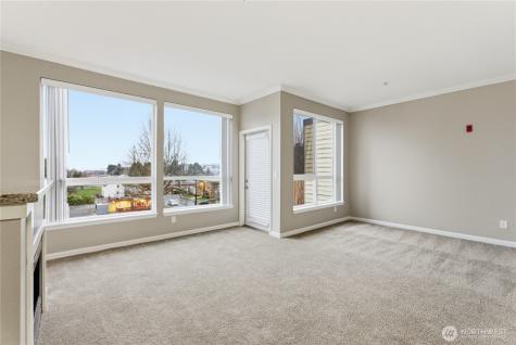 225 Logan Avenue S Renton WA 98057