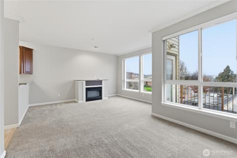 225 Logan Avenue S Renton WA 98057
