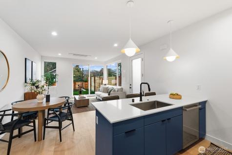 3808 42nd Avenue SW Seattle WA 98116