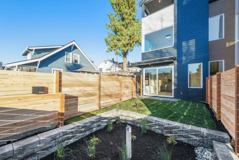 3808 42nd Avenue SW Seattle WA 98116