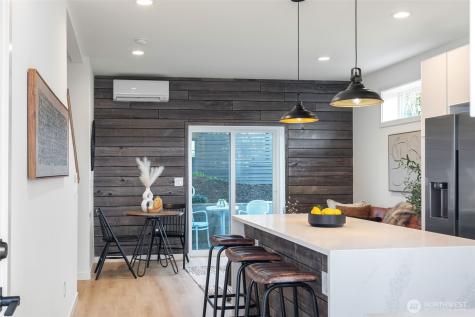 1556 S Pearl Street Seattle WA 98108