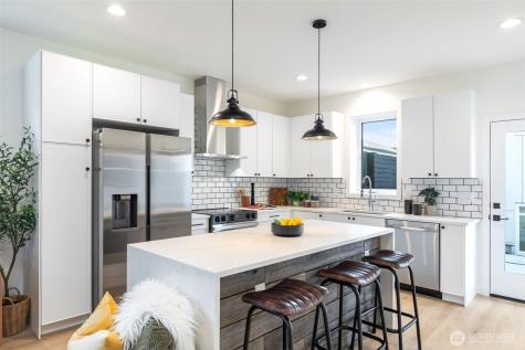 1556 S Pearl Street Seattle WA 98108