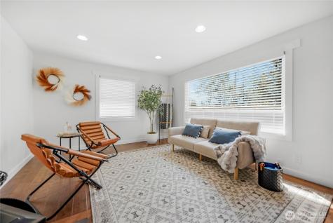 6315 W Beech Street Everett WA 98203