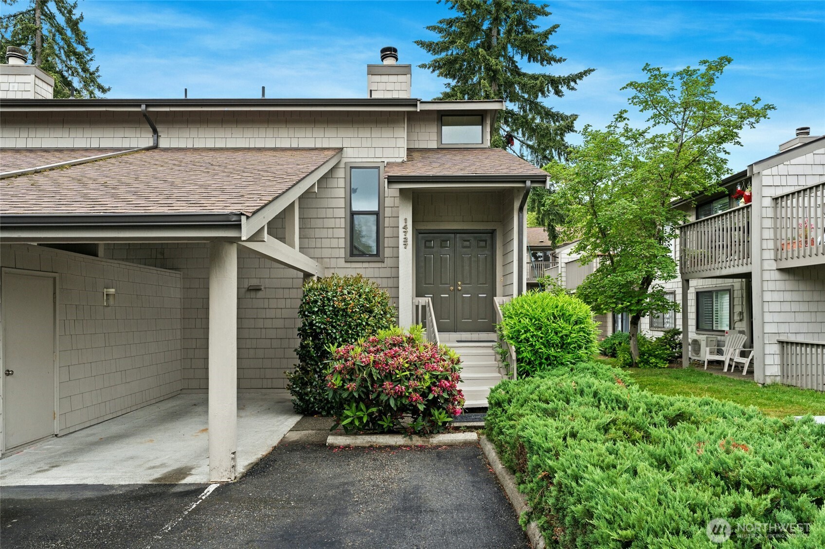 14727 NE 35th Street Bellevue WA 98007