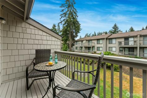 14727 NE 35th Street Bellevue WA 98007