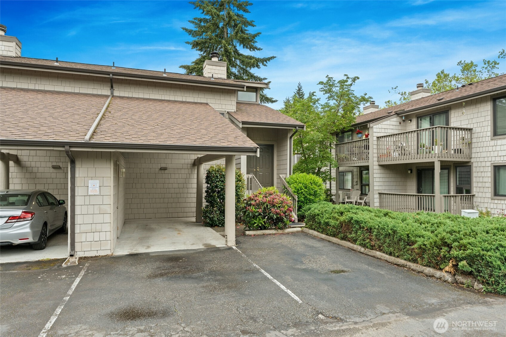 14727 NE 35th Street Bellevue WA 98007