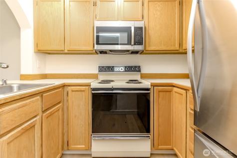 17311 119th Ln SE J#3 Renton WA 98058