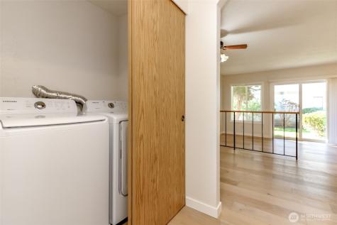 17311 119th Ln SE J#3 Renton WA 98058