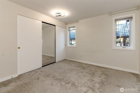 17311 119th Ln SE J#3 Renton WA 98058