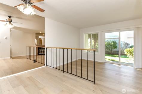 17311 119th Ln SE J#3 Renton WA 98058