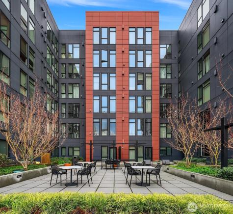 1085 103rd Avenue NE Bellevue WA 98004