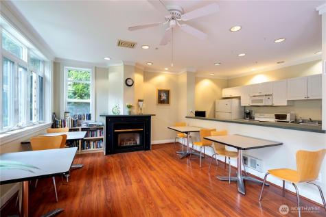 2415 2nd Avenue Seattle WA 98121
