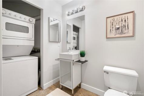 2415 2nd Avenue Seattle WA 98121