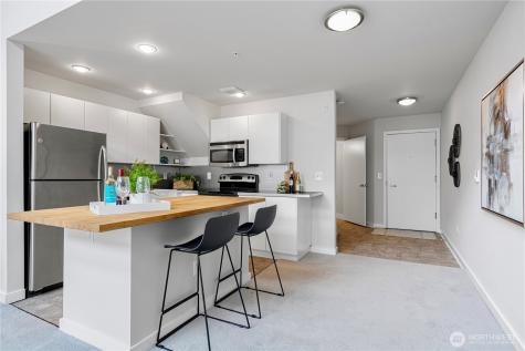 2415 2nd Avenue Seattle WA 98121