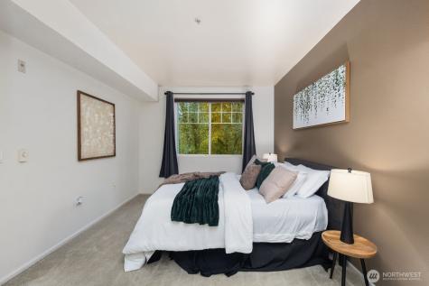 2244 SE 132nd Avenue Bellevue WA 98005