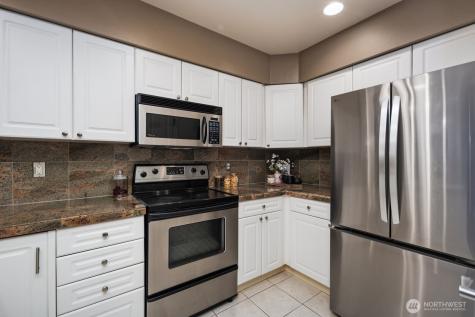 2244 SE 132nd Avenue Bellevue WA 98005