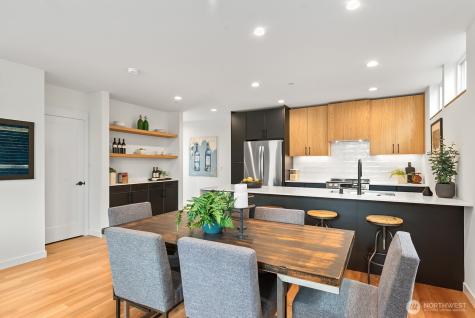 4116 Burke Avenue N Seattle WA 98103