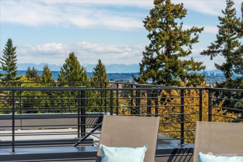 4116 Burke Avenue N Seattle WA 98103