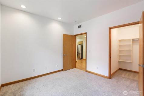 300 W 8th Street Vancouver WA 98660