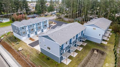 945 NW Heller Street Oak Harbor WA 98277