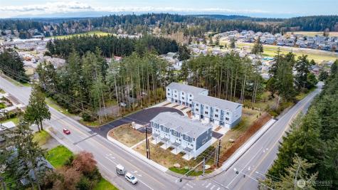 945 NW Heller Street Oak Harbor WA 98277