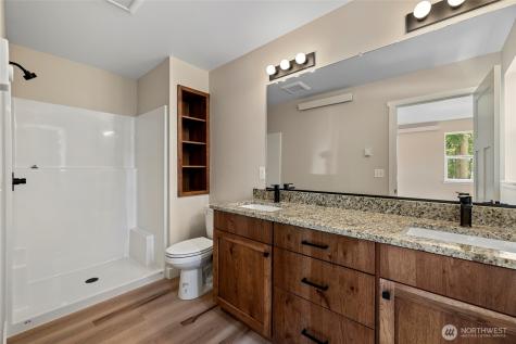 945 NW Heller Street Oak Harbor WA 98277