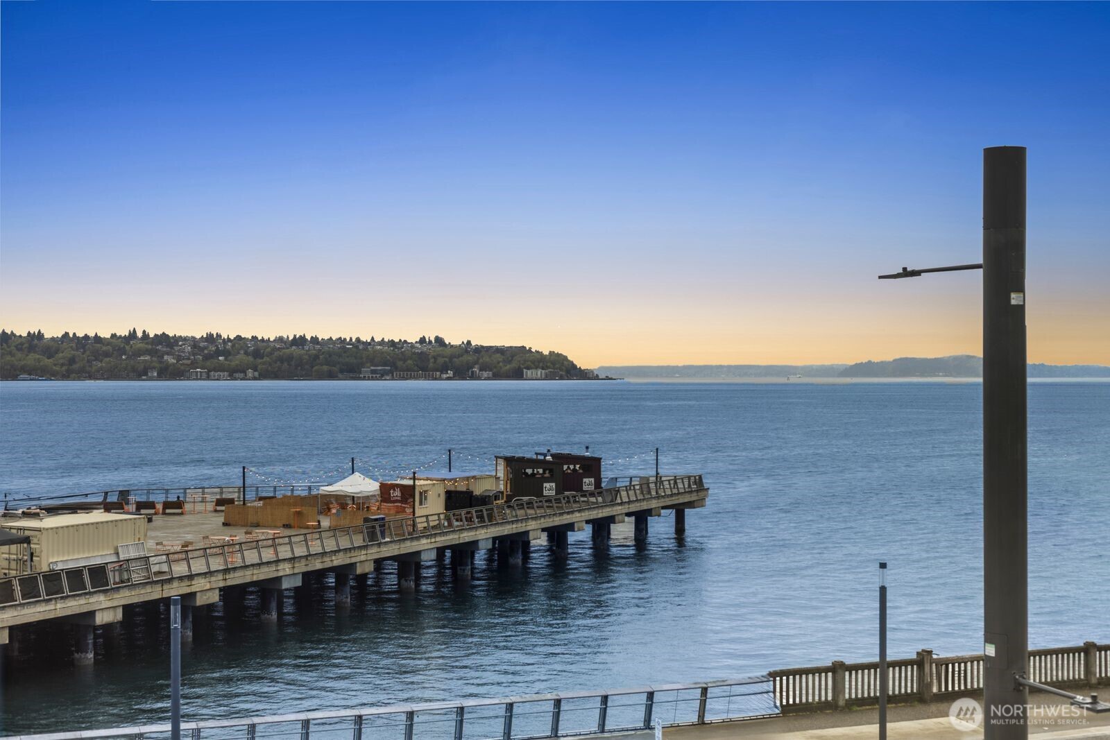 1900 Alaskan Way Seattle WA 98101
