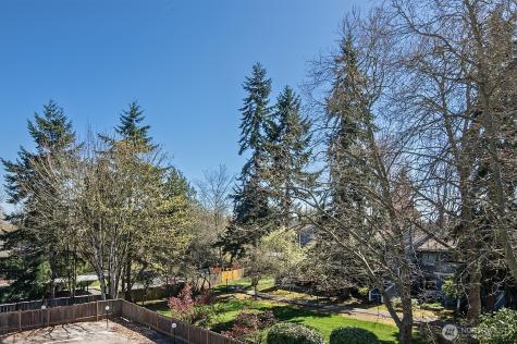 4120 212th Street SW Mountlake Terrace WA 98043