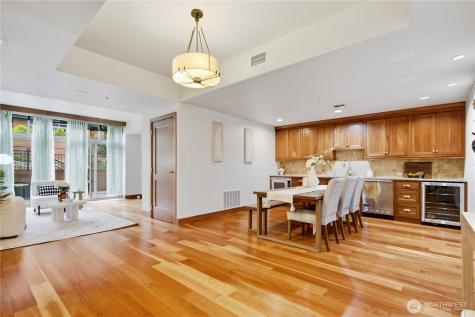 10620 NE 9th Place Bellevue WA 98004