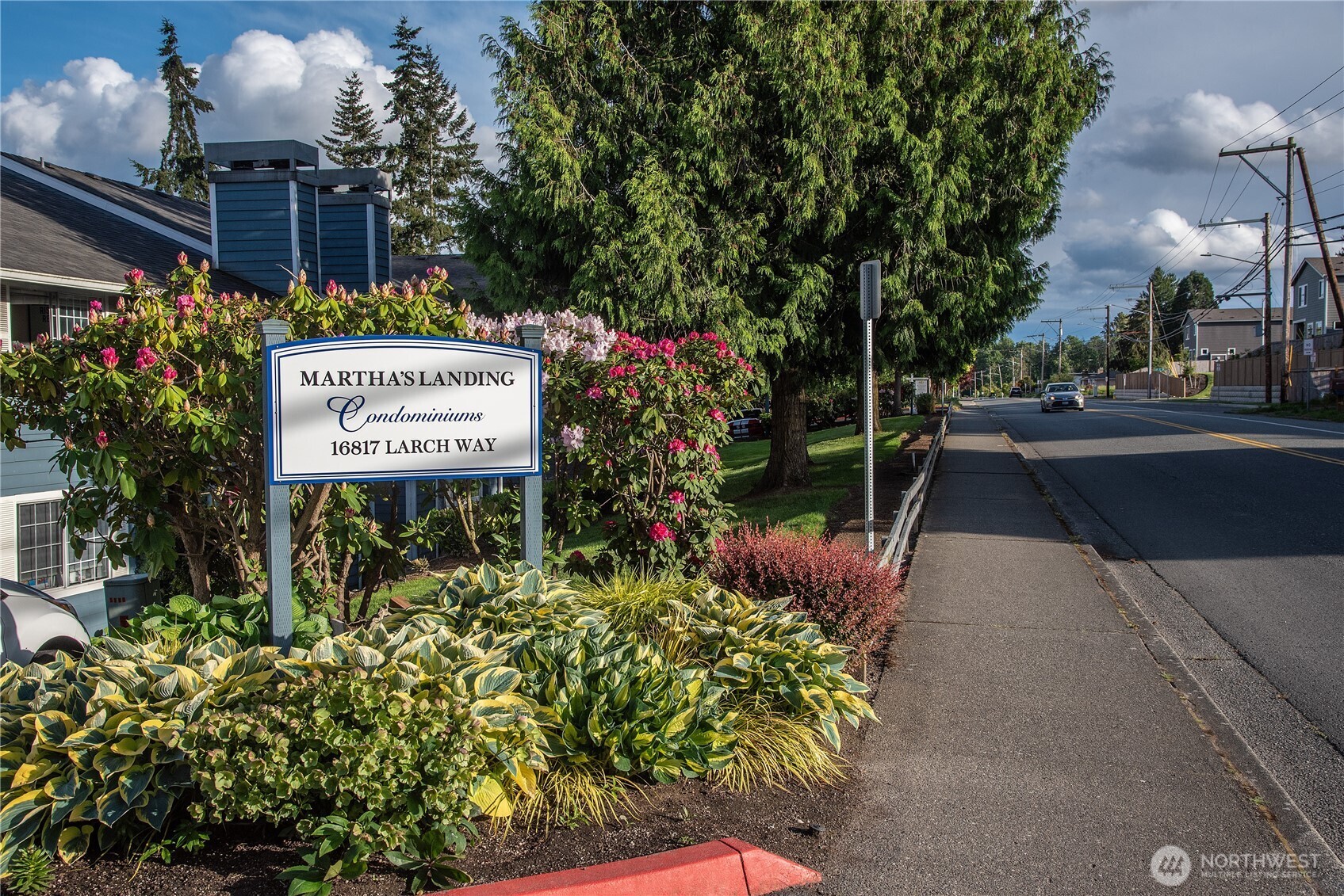 16817 Larch Way Lynnwood WA 98037