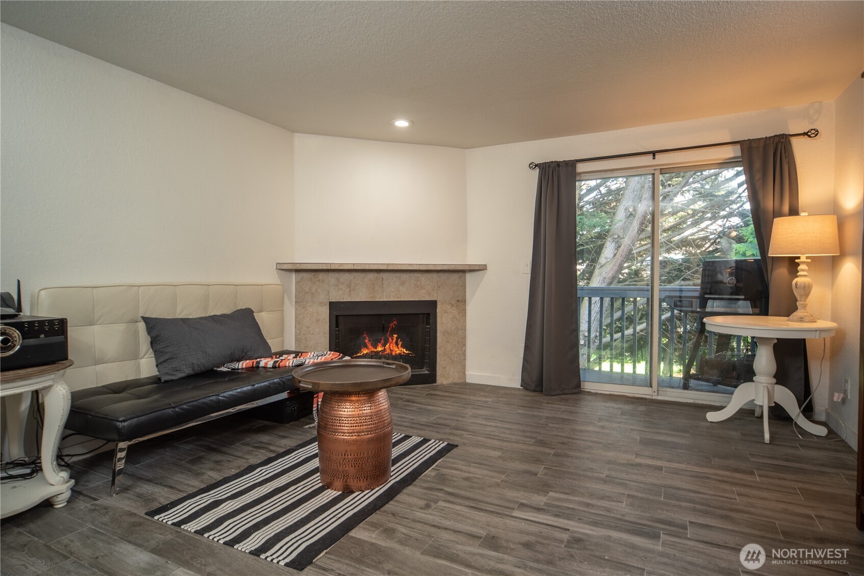 16817 Larch Way Lynnwood WA 98037