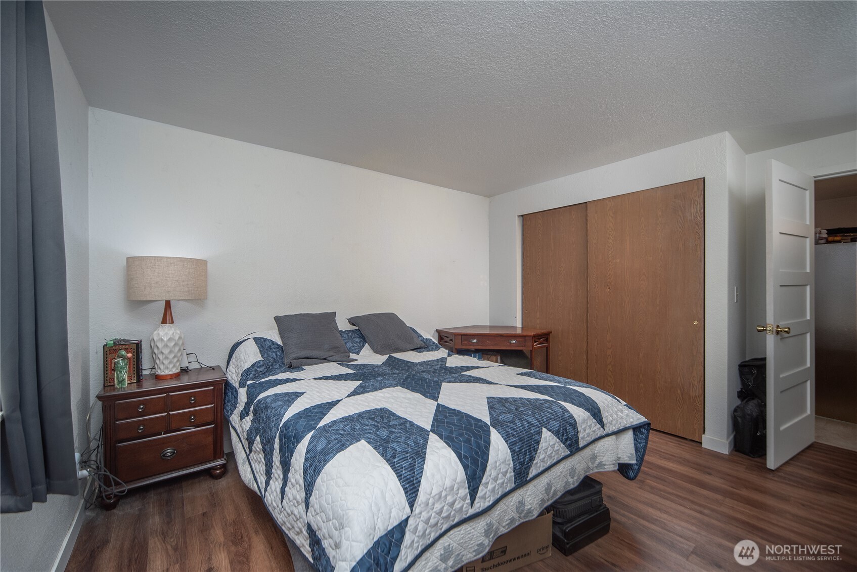 16817 Larch Way Lynnwood WA 98037