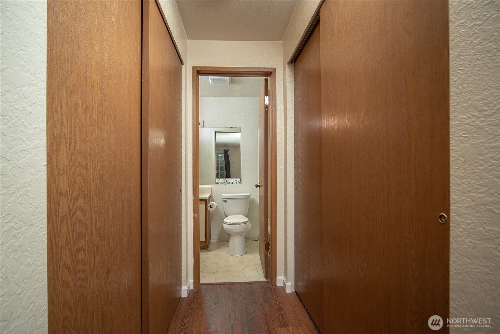 16817 Larch Way Lynnwood WA 98037