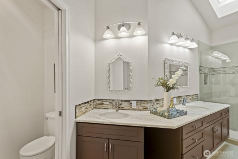 18560 NE 57th Street Redmond WA 98052
