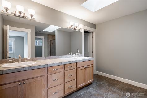 104 Vineyard Lane Chelan WA 98816