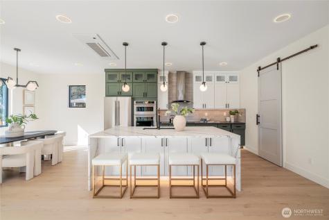 11279 59th Avenue S Seattle WA 98178