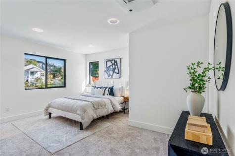 11279 59th Avenue S Seattle WA 98178