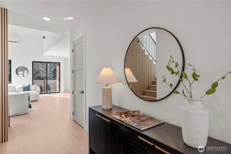 11279 59th Avenue S Seattle WA 98178