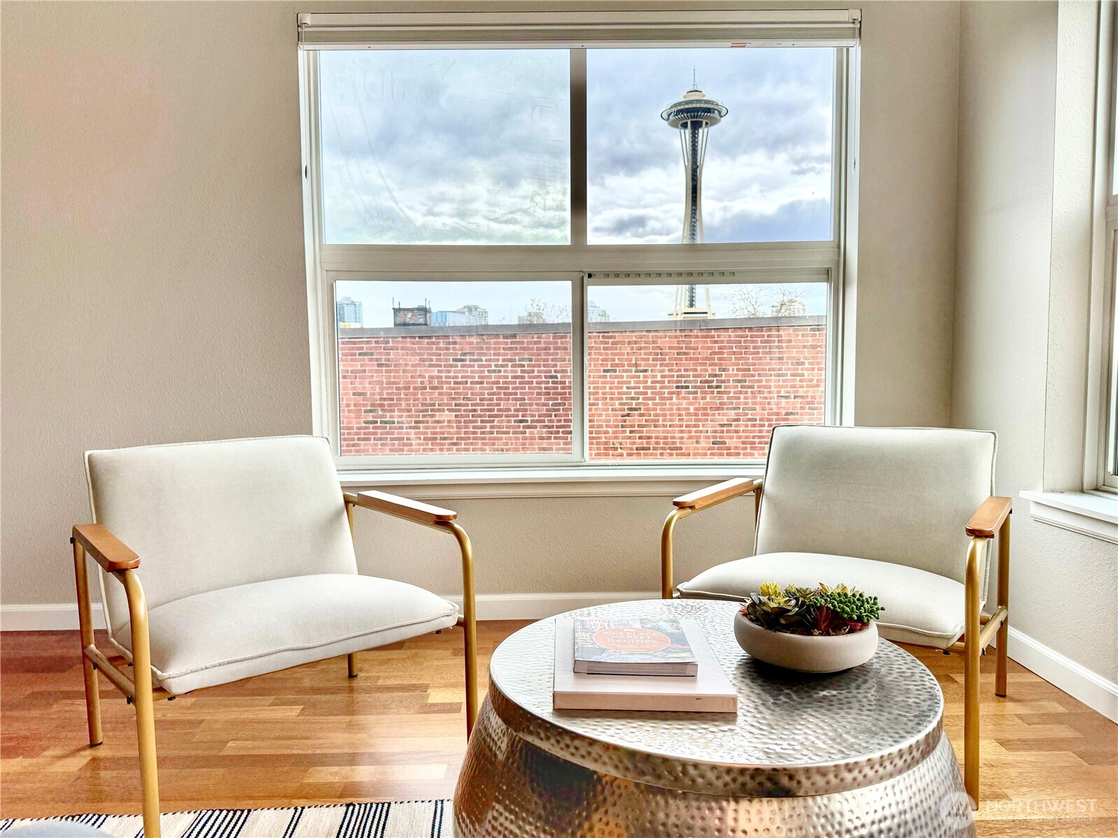 621 5th Avenue N Seattle WA 98109