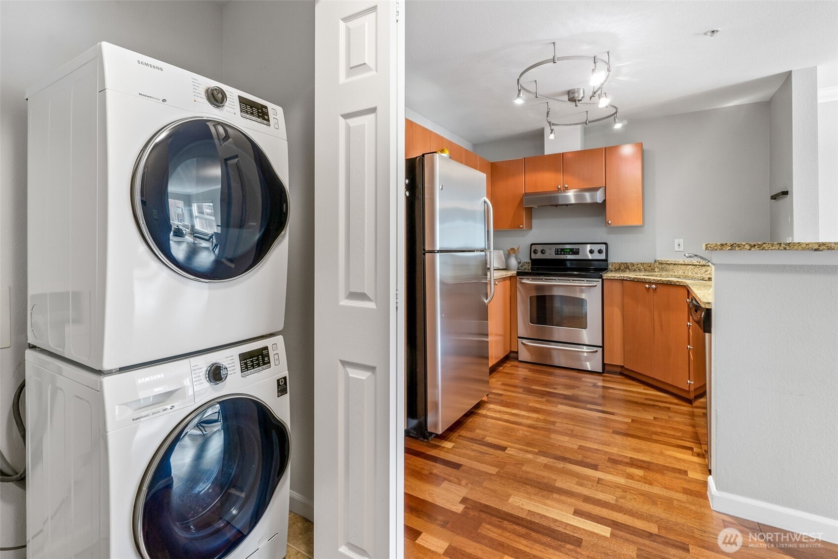 621 5th Avenue N Seattle WA 98109