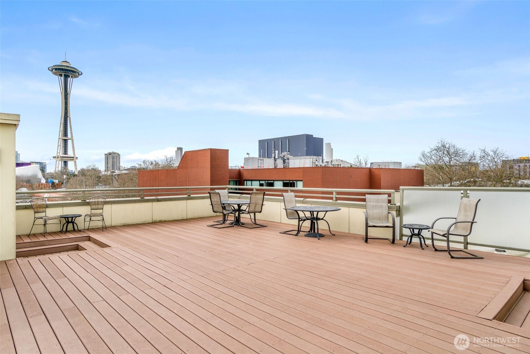 621 5th Avenue N Seattle WA 98109